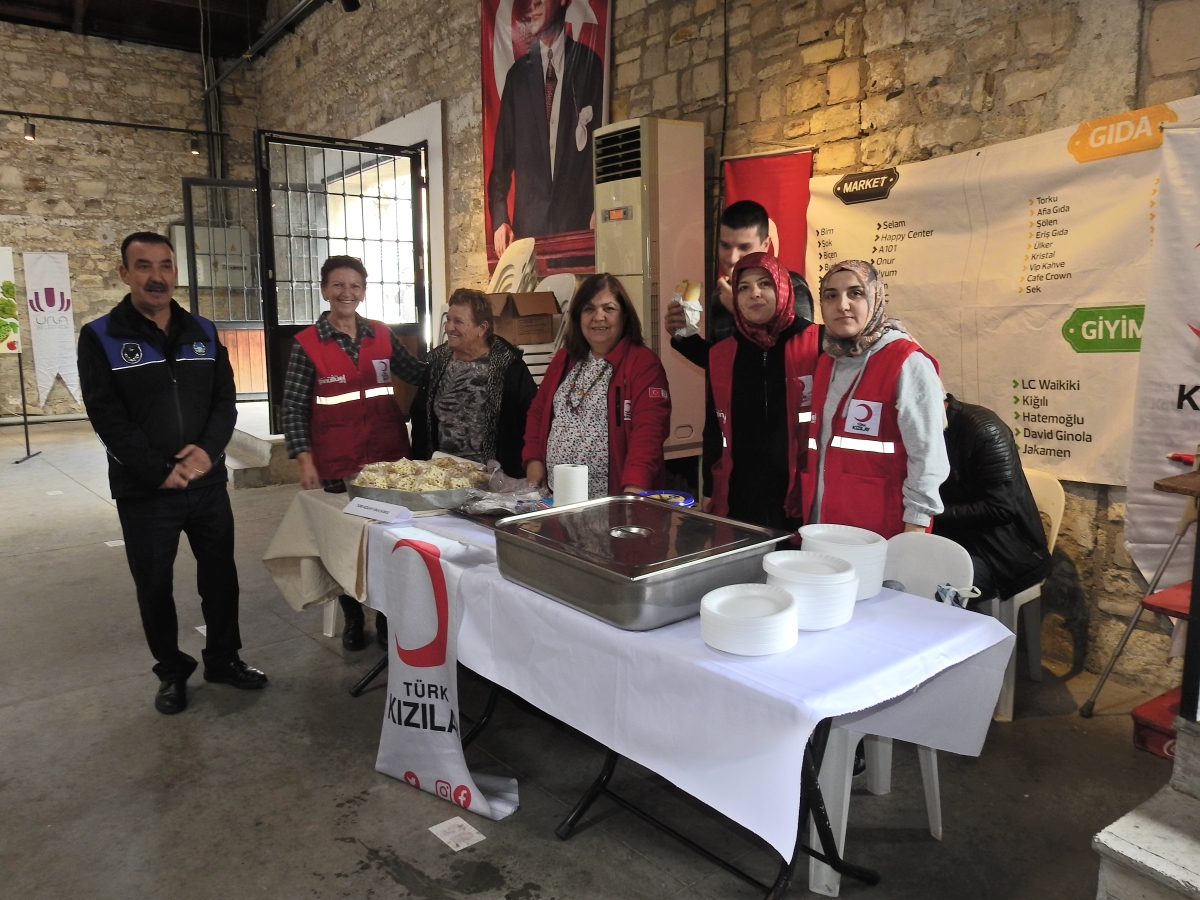 2 yıl aradan sonra Tutum, Yatırım ve Türk Malları Haftası Urla’da Kutlandı