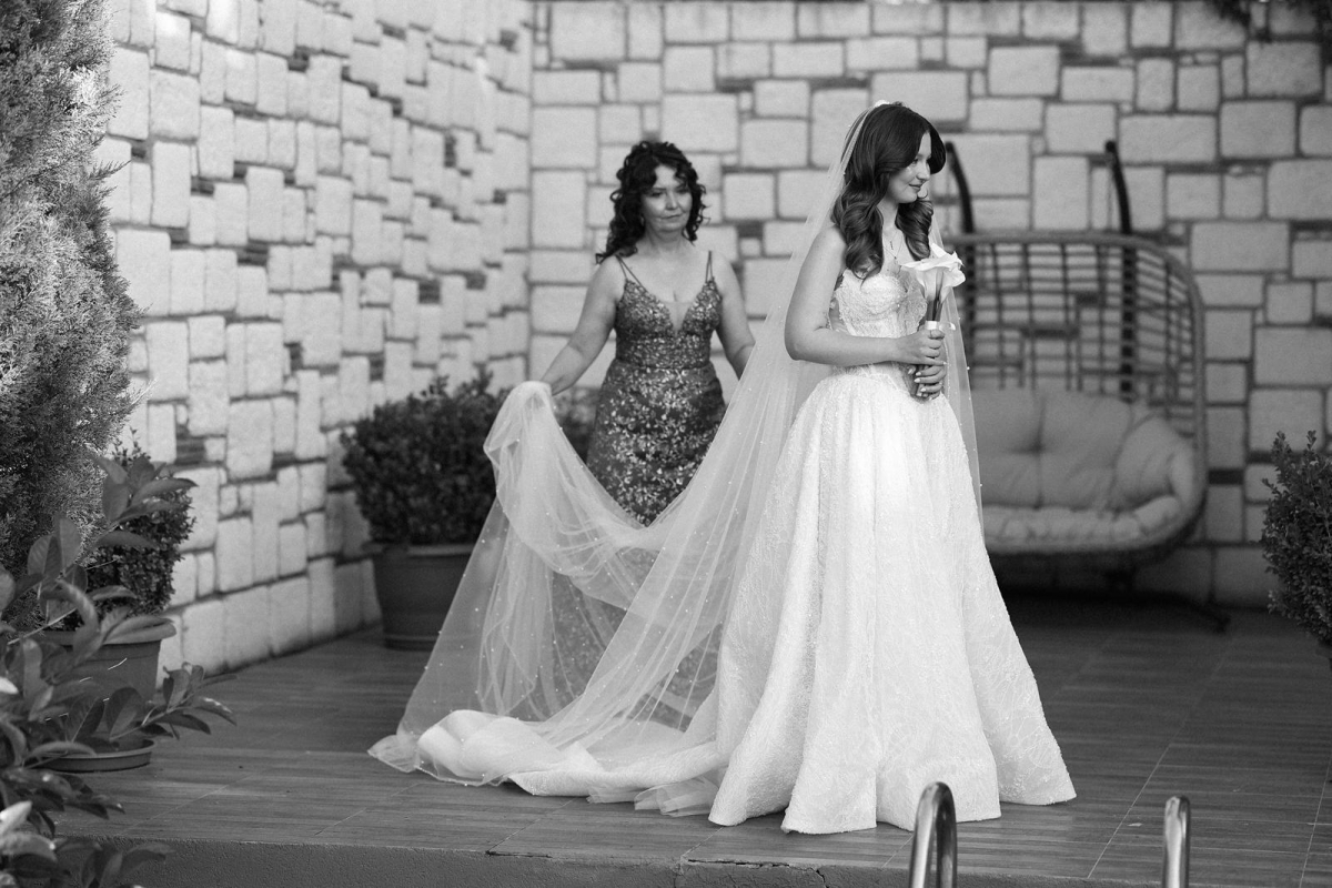 Doğa & Yiğit Dur’un Güzelbahçe’deki Düğünleri