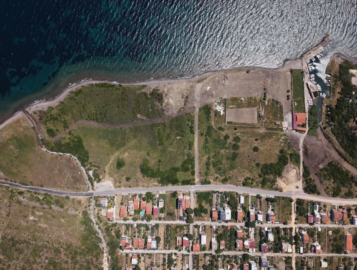 URLA’NIN KIYILARINDA YAZ MESAİSİ