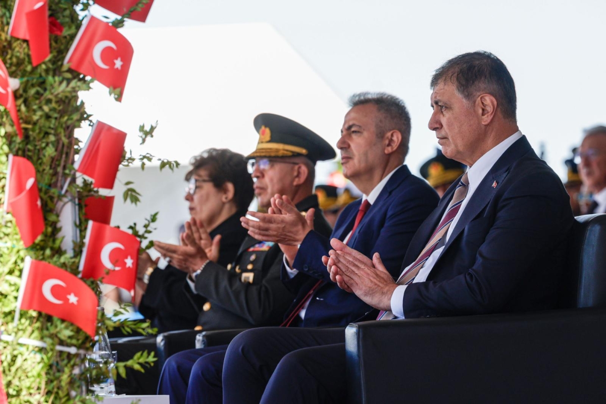 9 EYLÜL RUHU İZMİR SOKAKLARINDA
