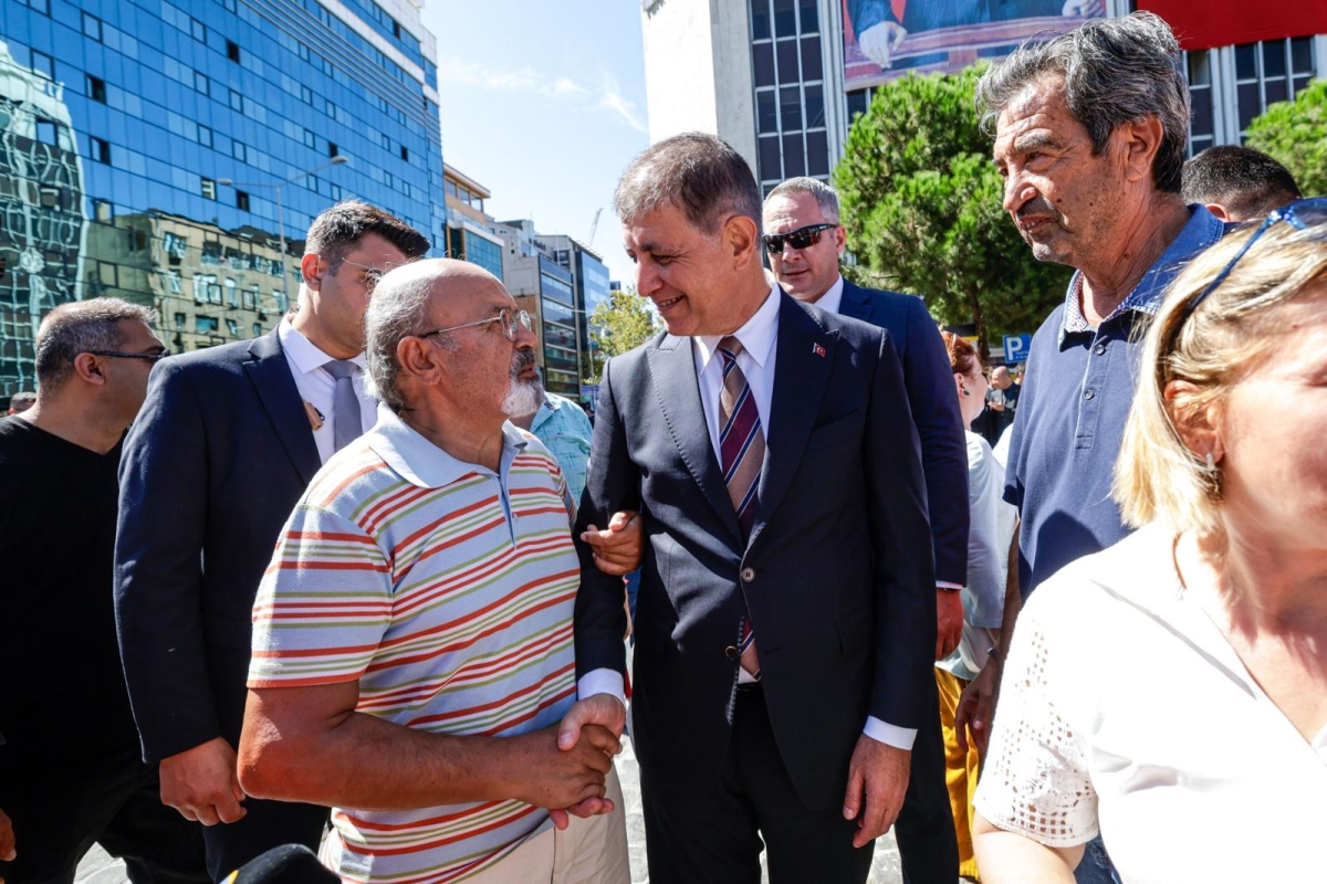 9 EYLÜL RUHU İZMİR SOKAKLARINDA