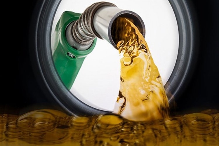 Yakıt Fiyatlarına Yeni Zamlar Geliyor: Benzine 2 TL'lik Artış
