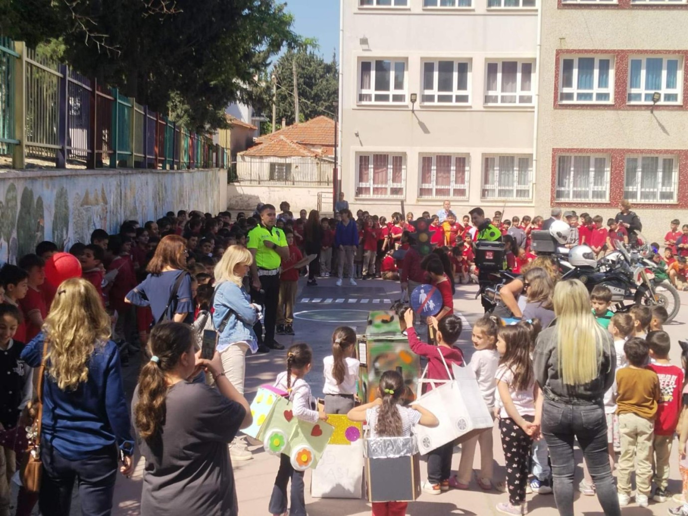Karayolu Trafik Güvenliği Haftası’nda Urla’da Öğrencilere Eğitim  