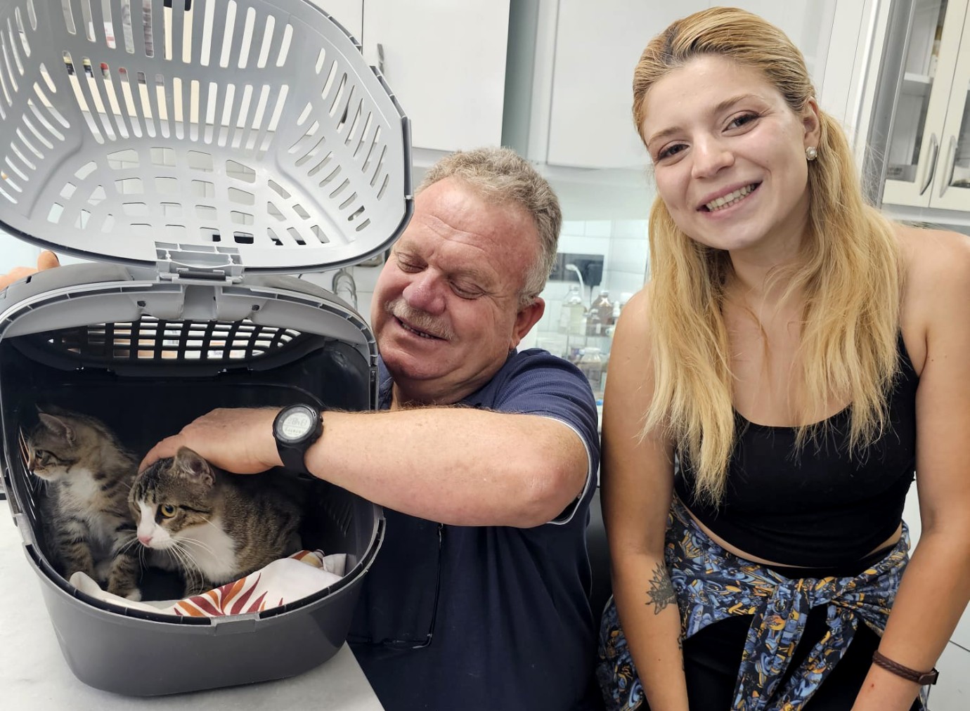 ERKEK KEDİ DOĞURDU!