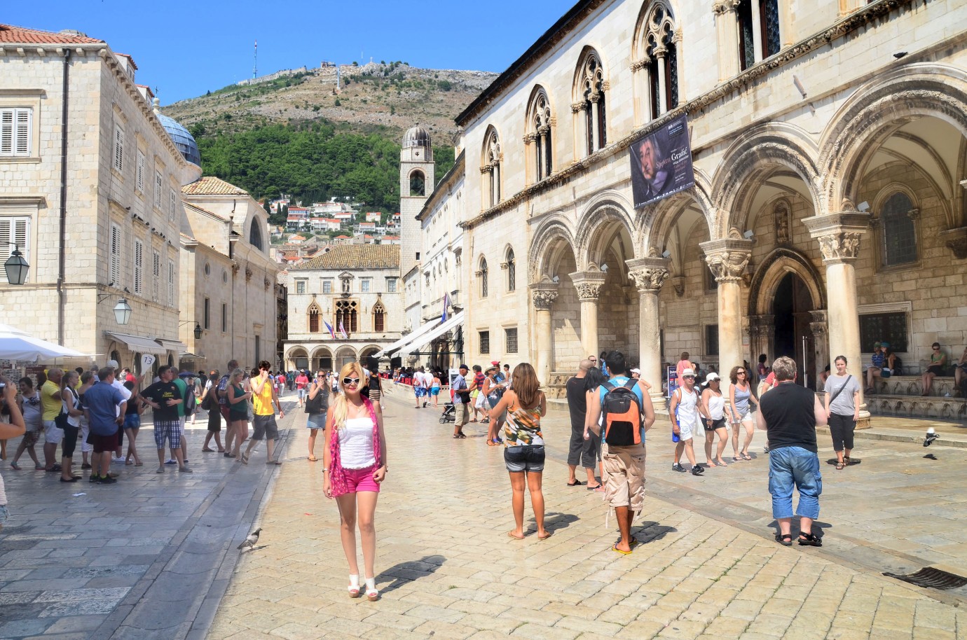 21,8 MİLYON TURİSTİN ROTASINDAKİ ŞEHİR: HIRVATİSTAN'IN TURİZM VİTRİNİ DUBROVNİK 