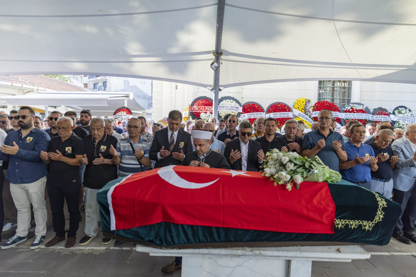 GAZETECİ GÜREL, SON YOLCULUĞUNA UĞURLANDI 
