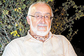 Türk Basınının Duayeni Öcal Uluç Ameliyat Edilecek